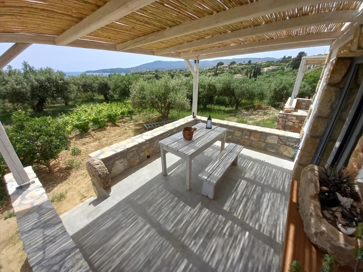 Koroni Stone House, Newly Built Studios By The Sea Extérieur photo