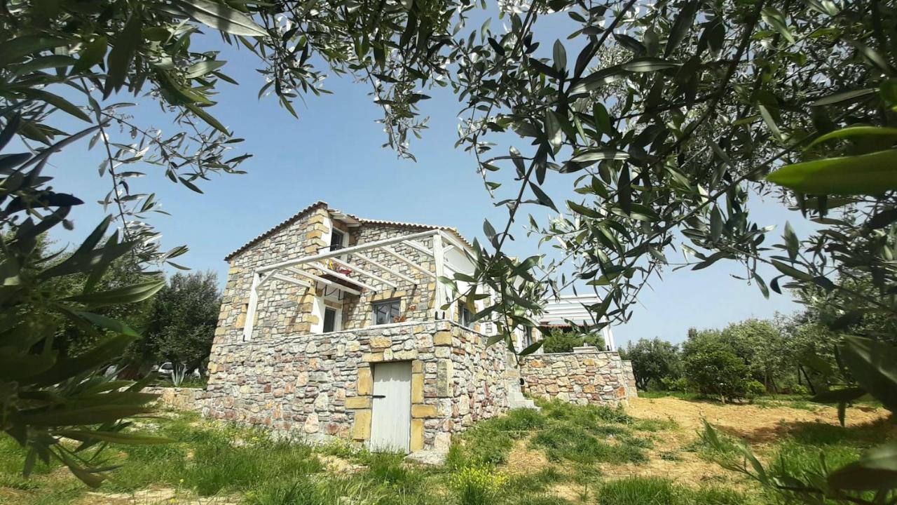 Koroni Stone House, Newly Built Studios By The Sea Extérieur photo