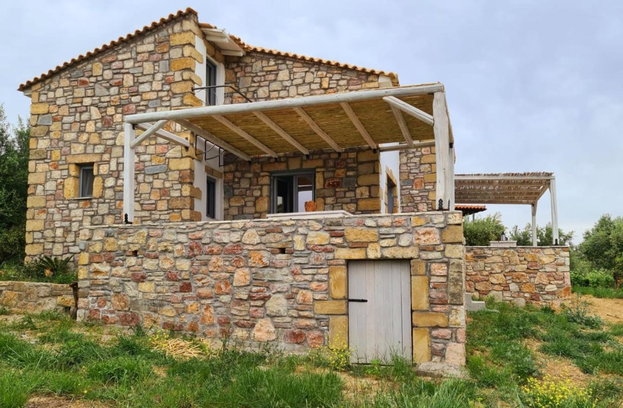 Koroni Stone House, Newly Built Studios By The Sea Extérieur photo