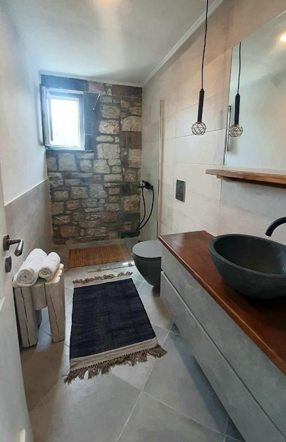 Koroni Stone House, Newly Built Studios By The Sea Extérieur photo