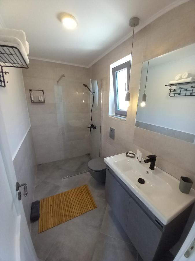 Koroni Stone House, Newly Built Studios By The Sea Extérieur photo