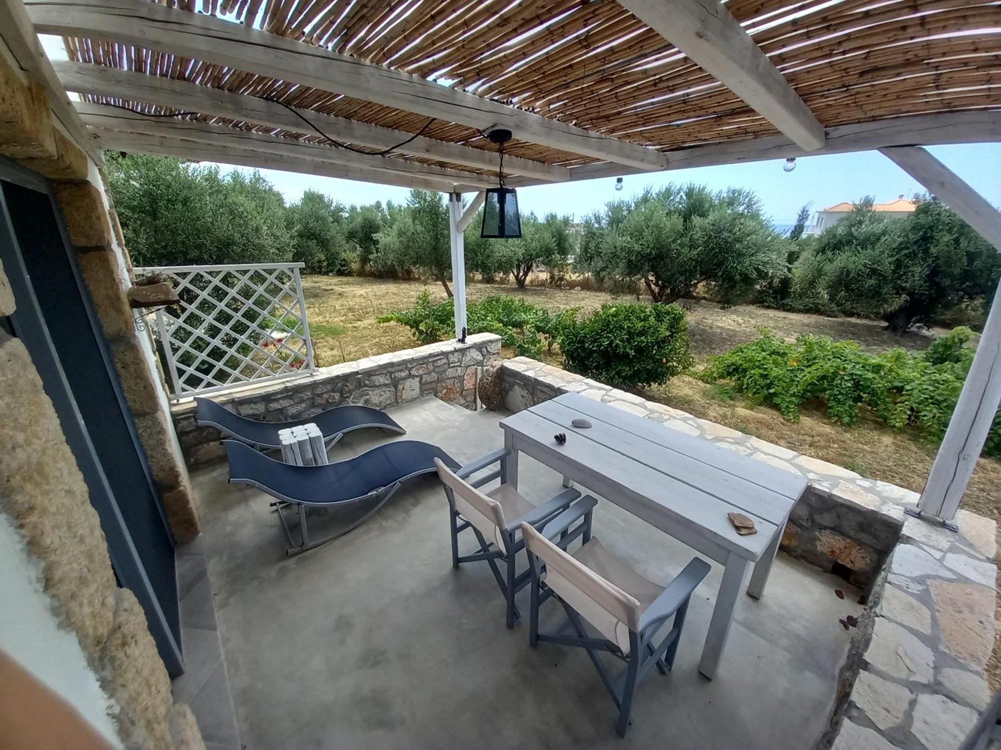 Koroni Stone House, Newly Built Studios By The Sea Extérieur photo